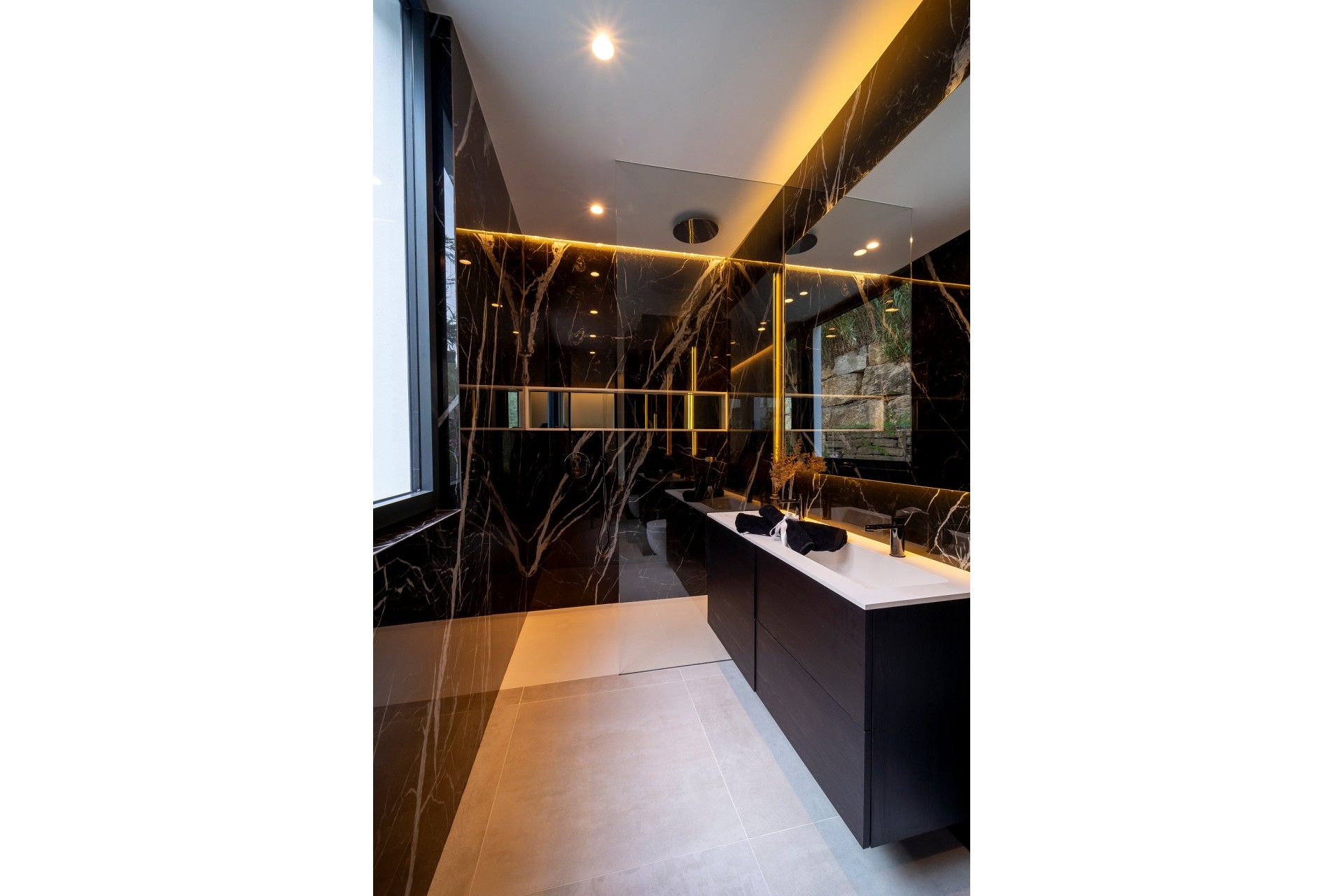 New Build - Villa / Semi-detached Villa - Benahavís