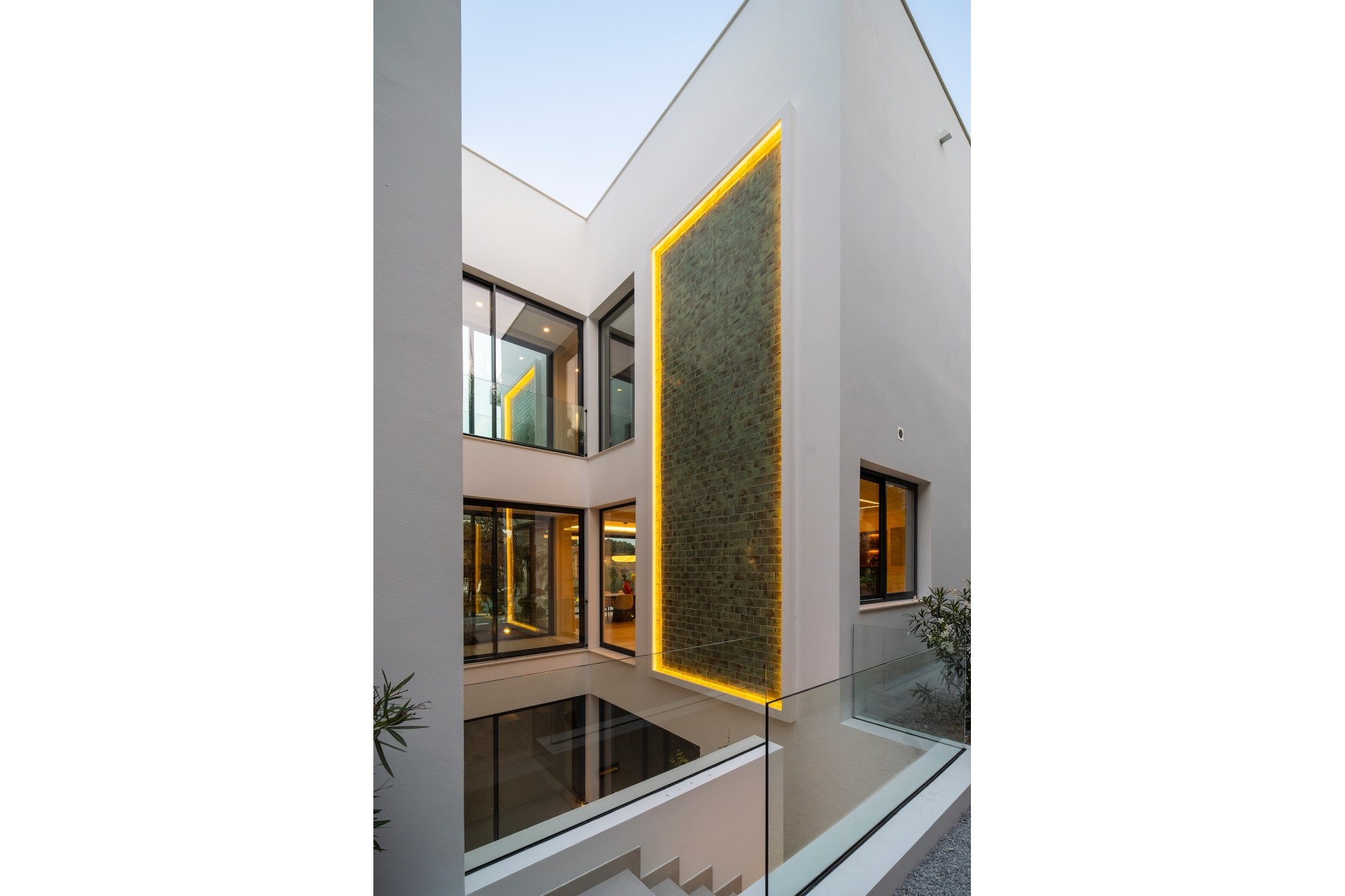 New Build - Villa / Semi-detached Villa - Benahavís