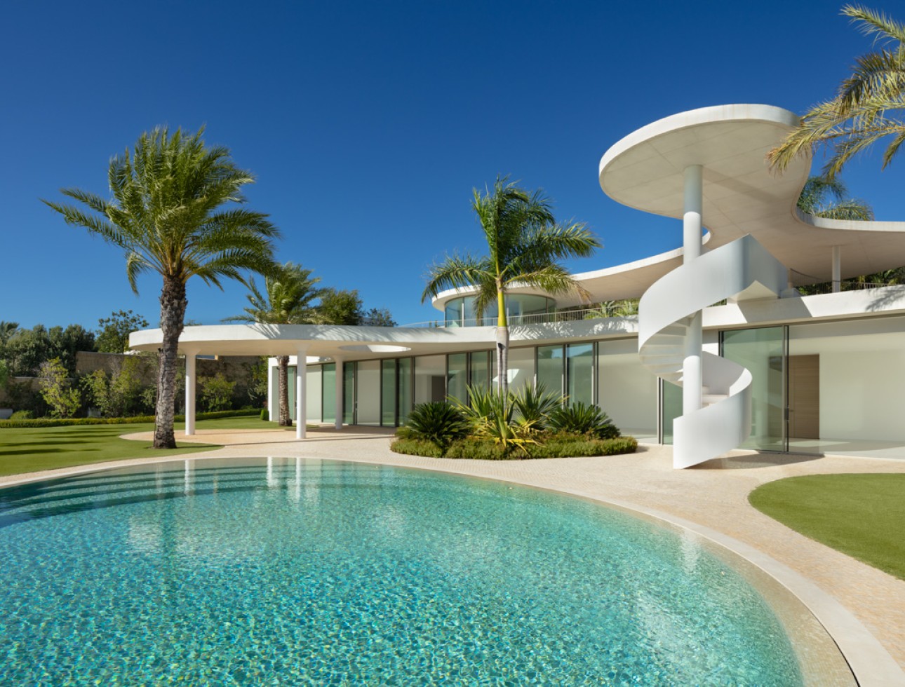 New Build - Villa / Semi-detached Villa - Casares