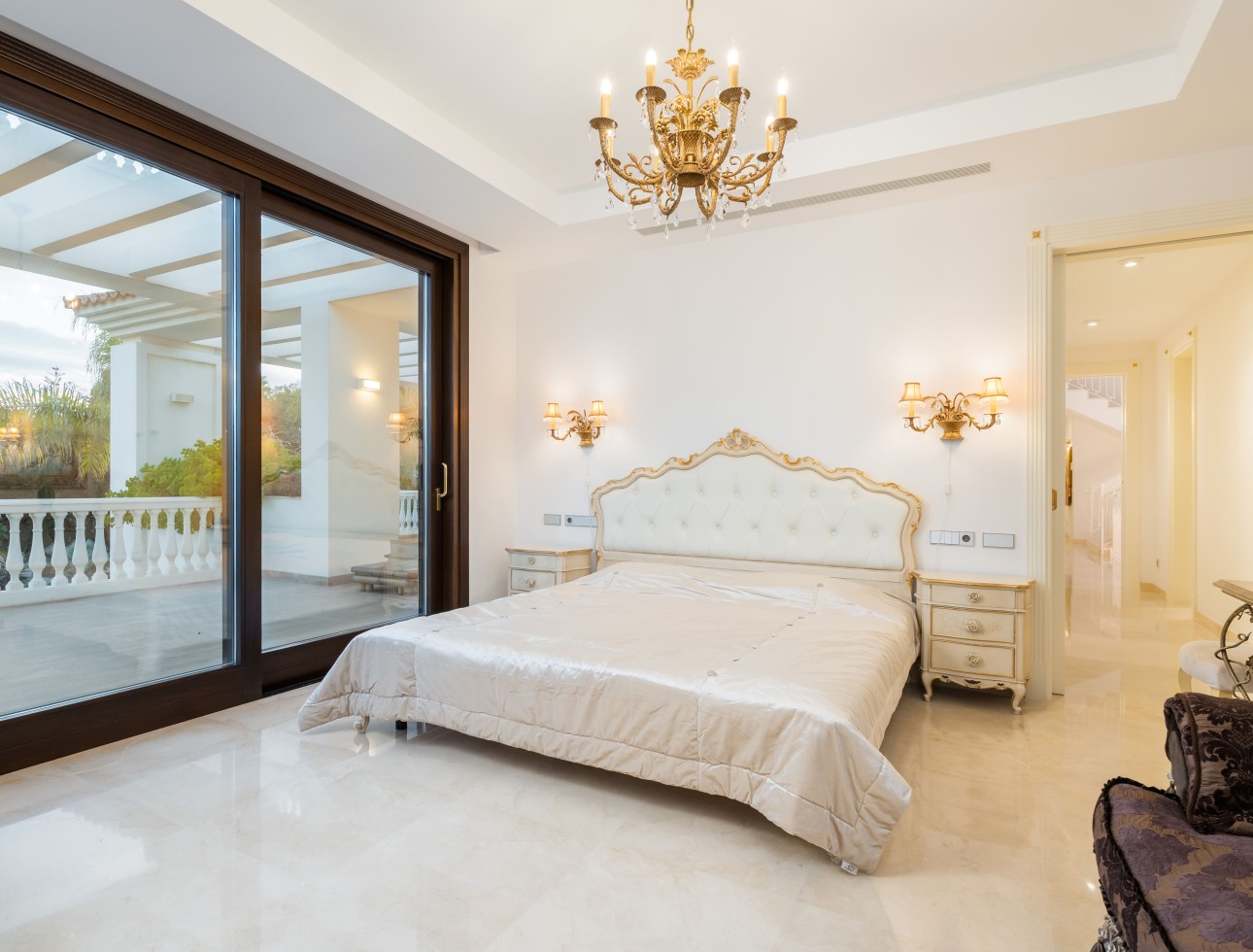 New Build - Villa / Semi-detached Villa - Estepona