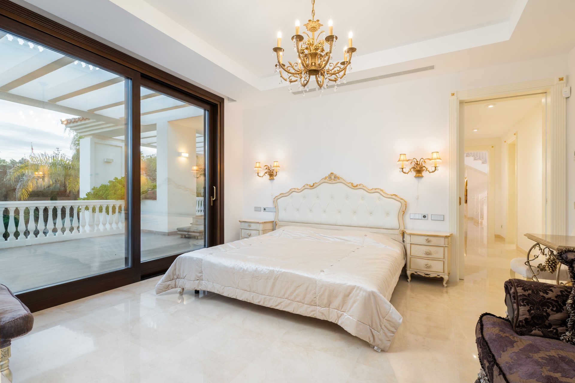 New Build - Villa / Semi-detached Villa - Estepona