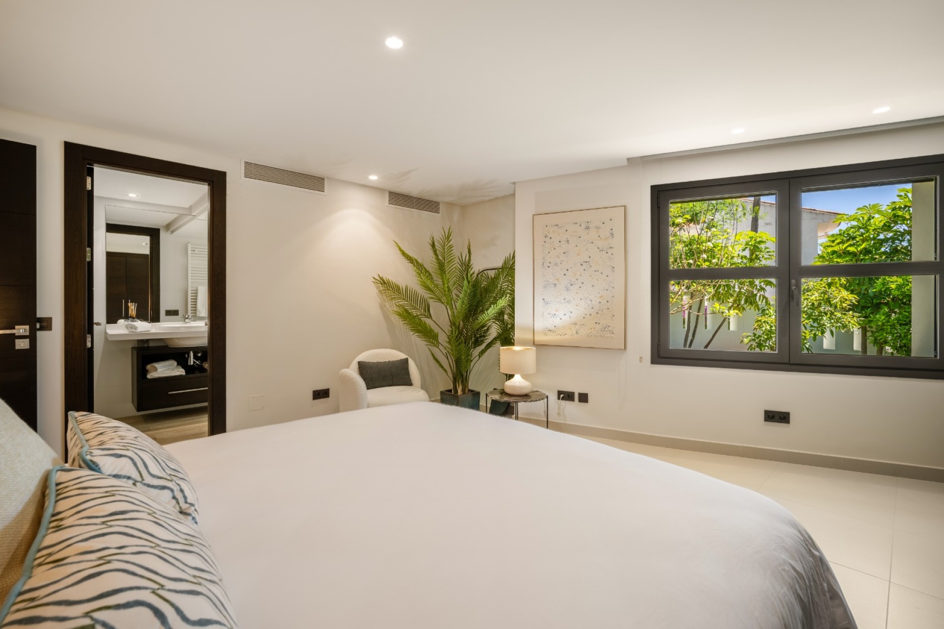 New Build - Villa / Semi-detached Villa - Marbella