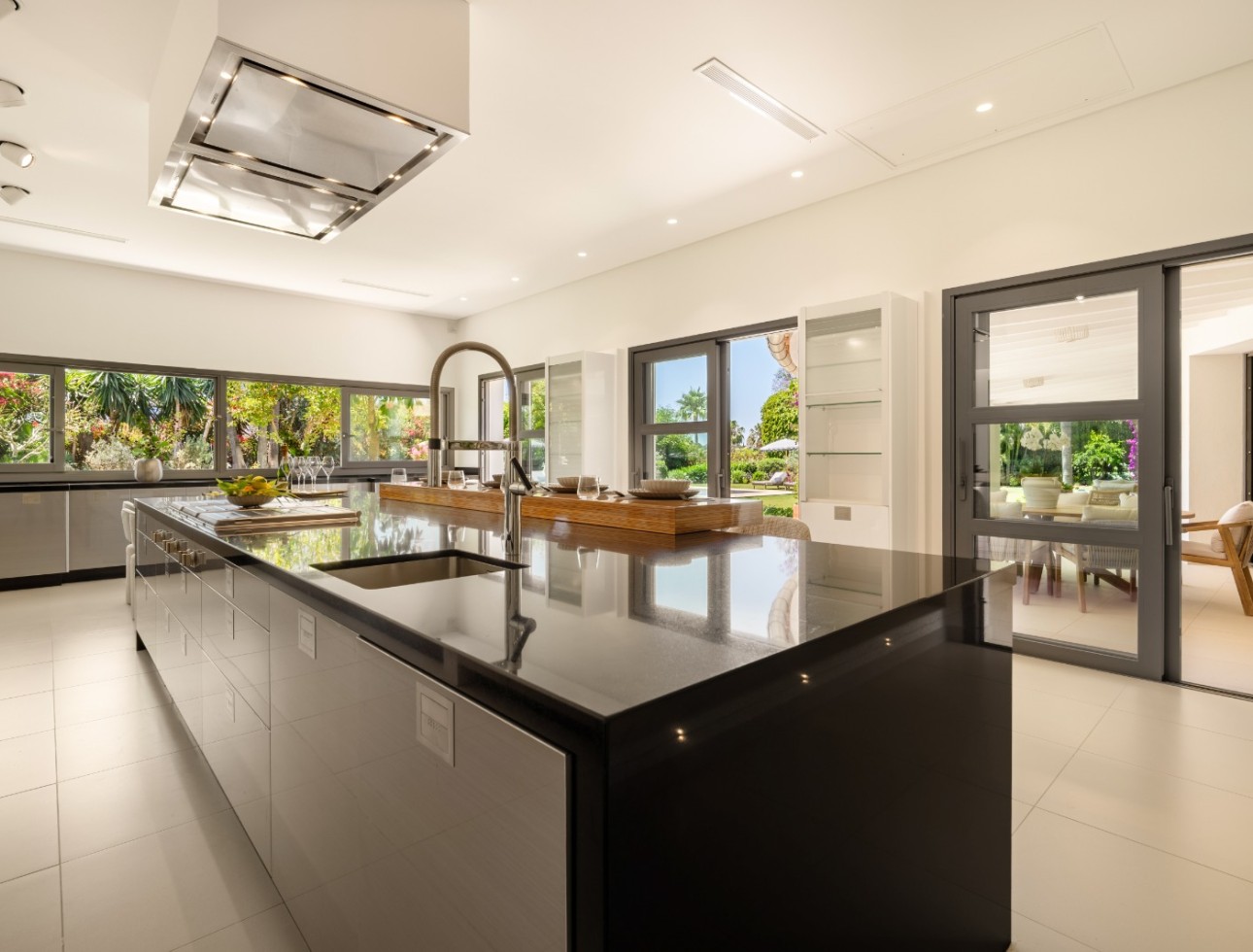 New Build - Villa / Semi-detached Villa - Marbella