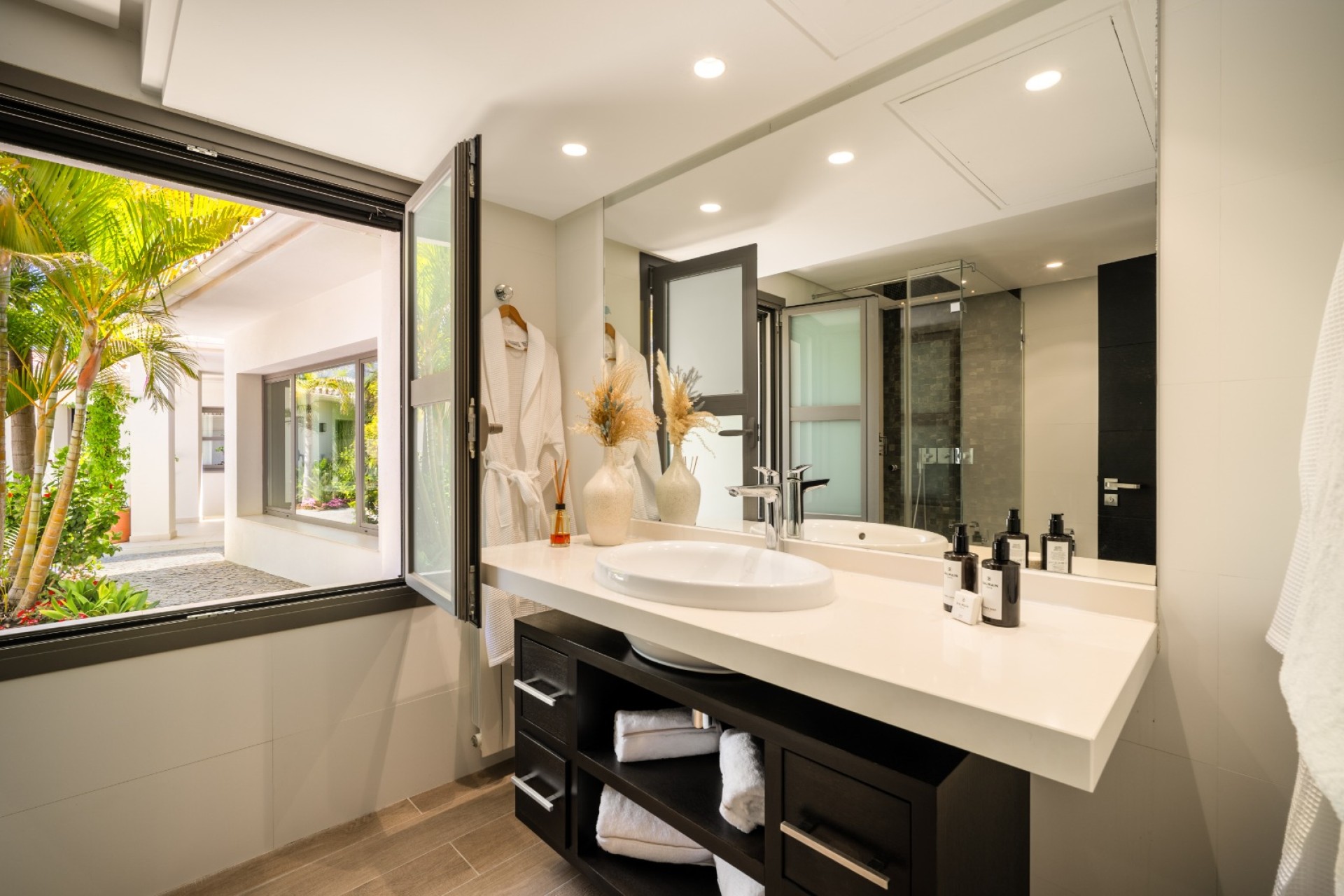 New Build - Villa / Semi-detached Villa - Marbella