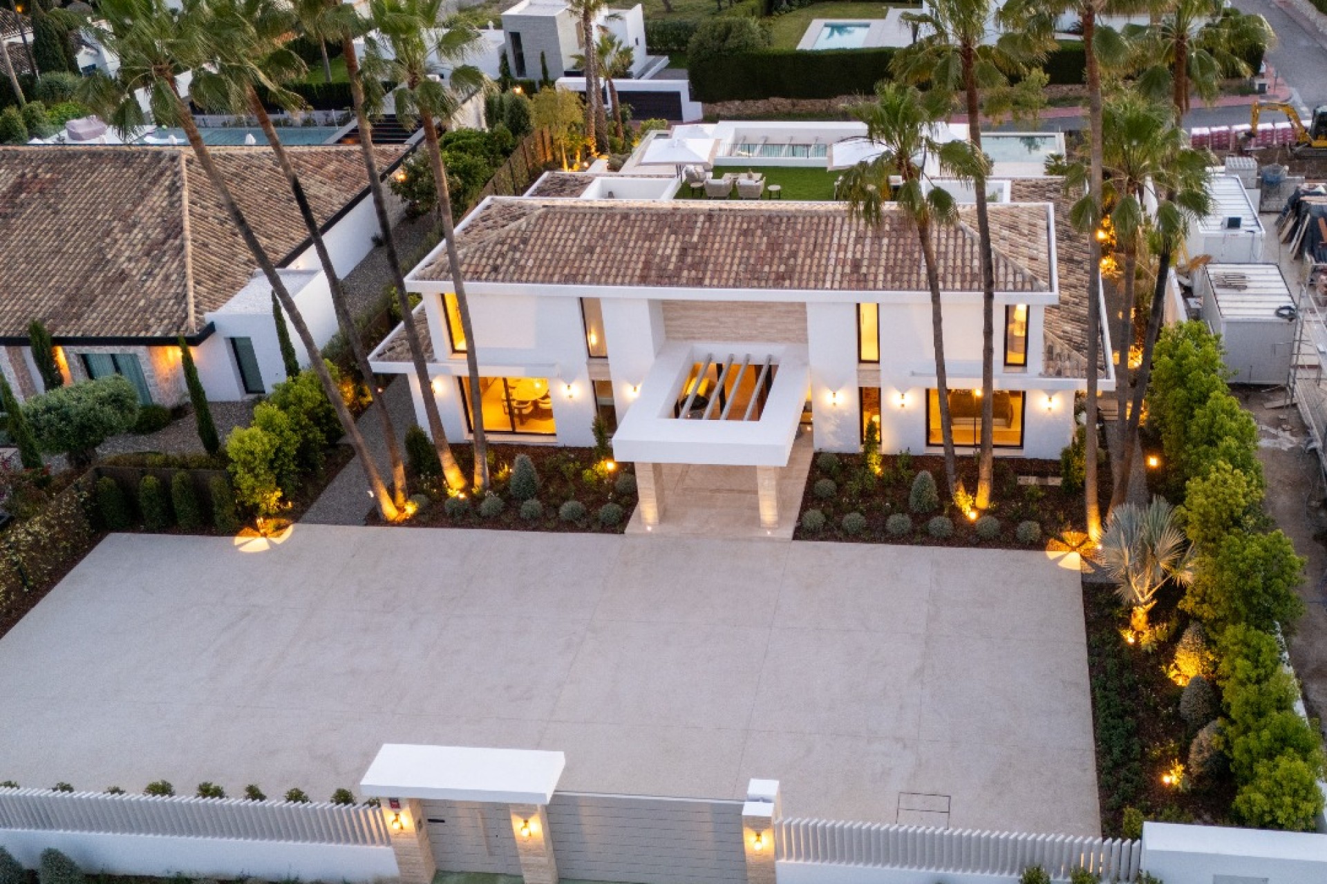 New Build - Villa / Semi-detached Villa - Marbella