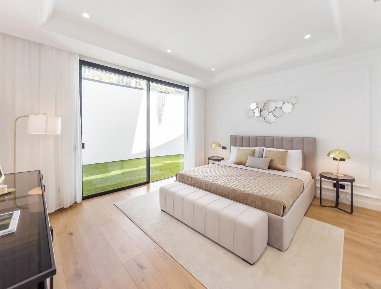 New Build - Villa / Semi-detached Villa - Marbella