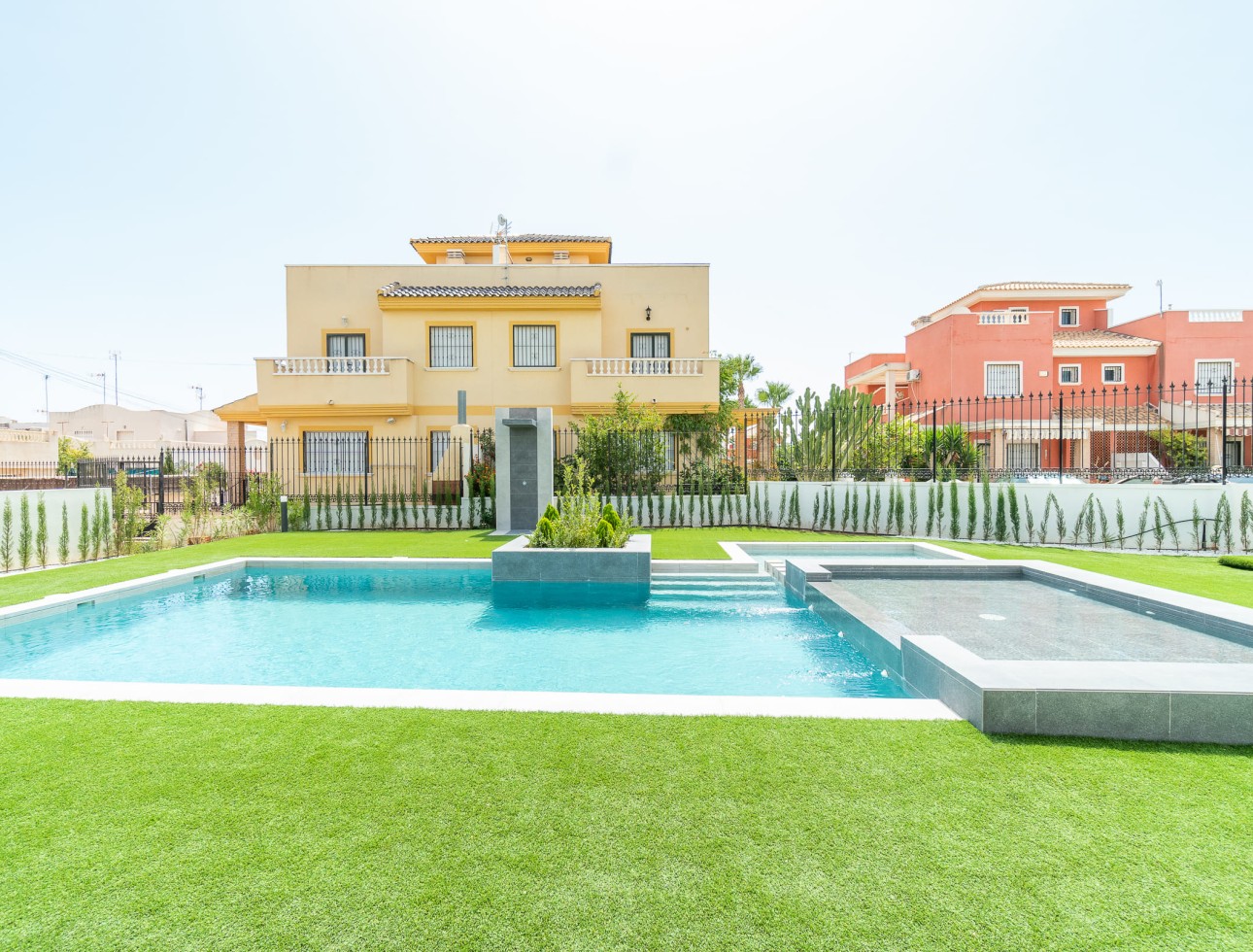 Nieuwbouw Woningen - Laaggelegen bungalow - Torrevieja