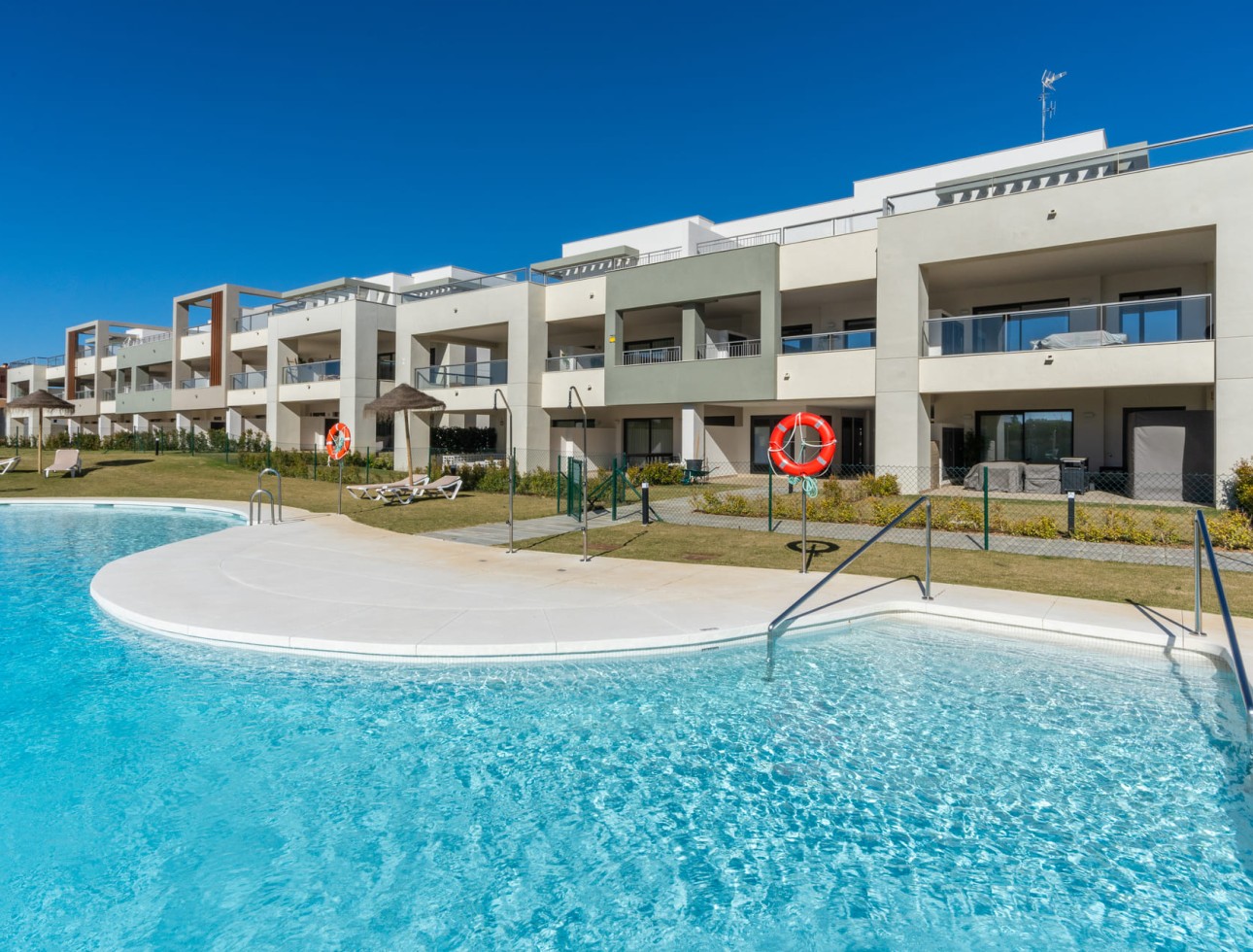 Nieuwbouw Woningen - Verhoogde bungalow - Casares