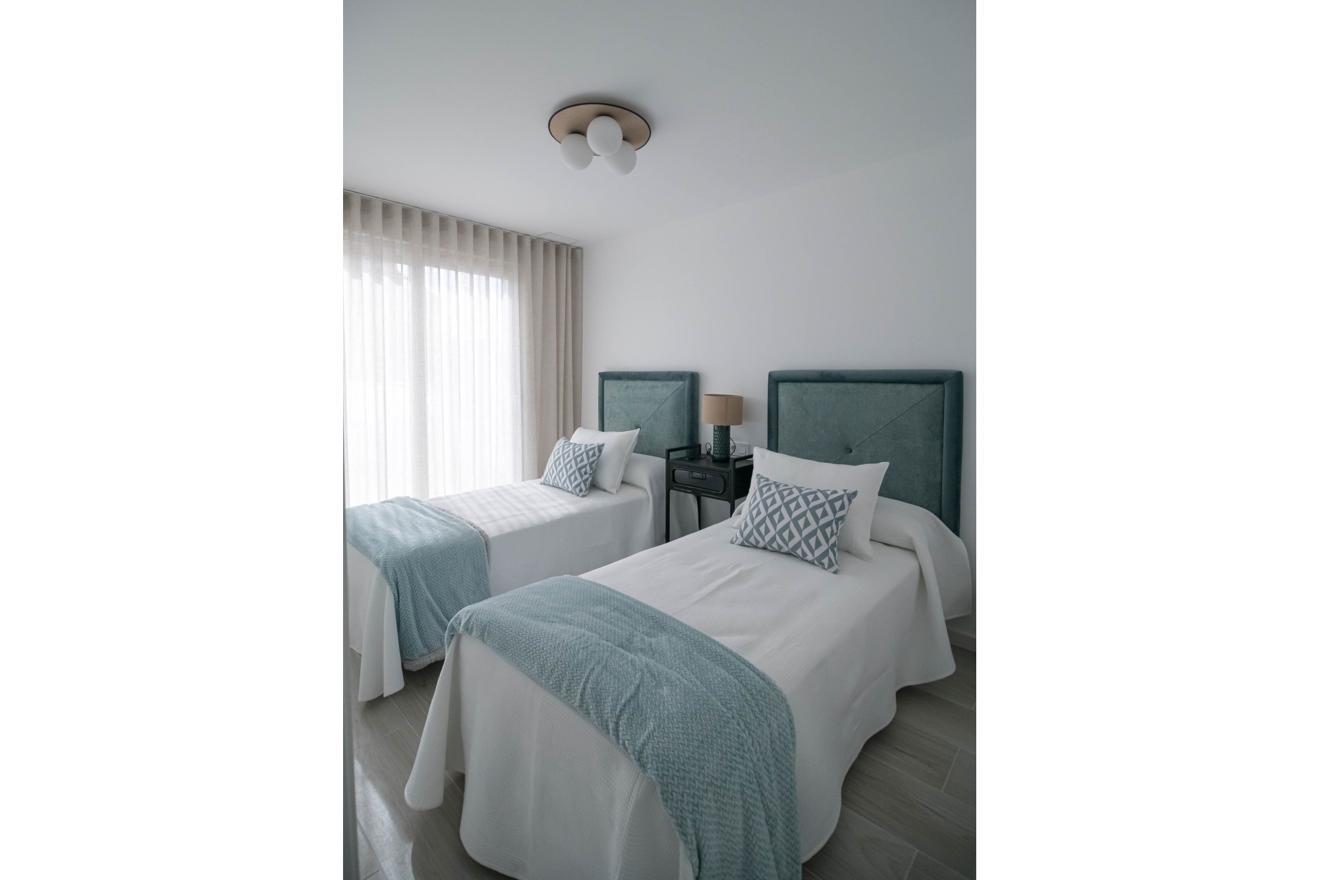 Nouvelle construction - terraced - Jerónimo y Avileses