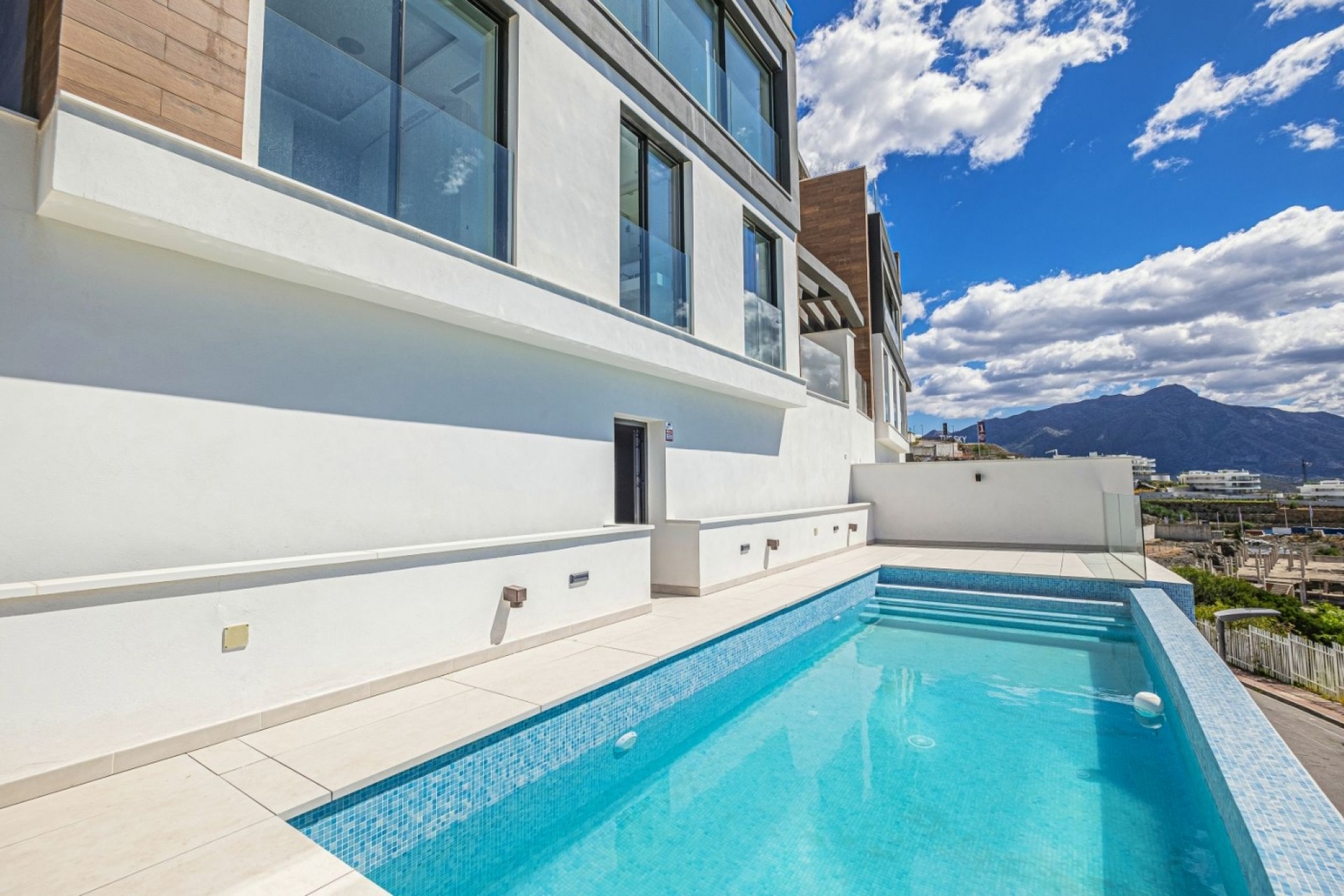 Nouvelle construction - Villa / Jumelée - Benahavís