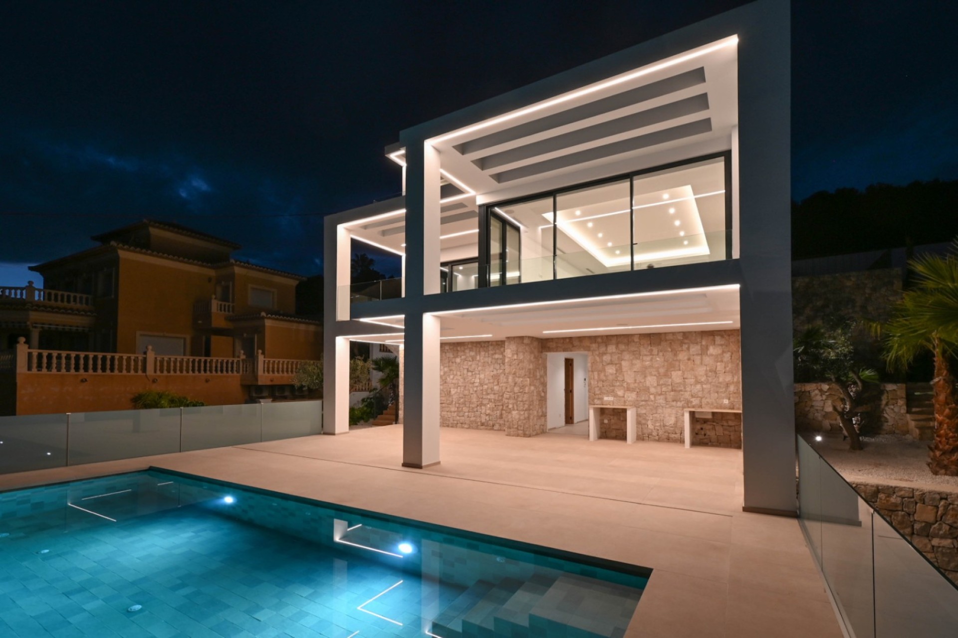 Nouvelle construction - Villa / Jumelée - Calpe