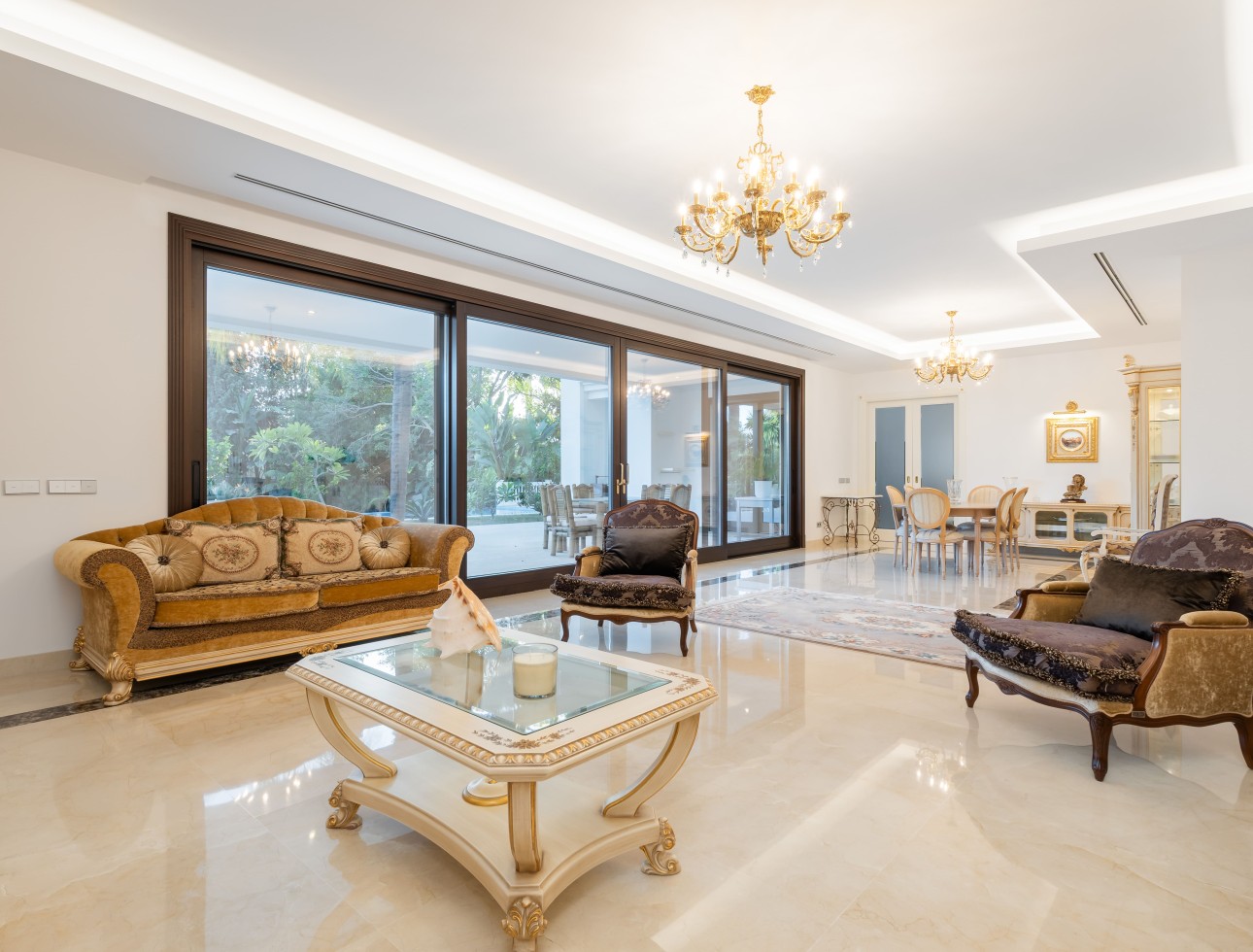 Nouvelle construction - Villa / Jumelée - Estepona