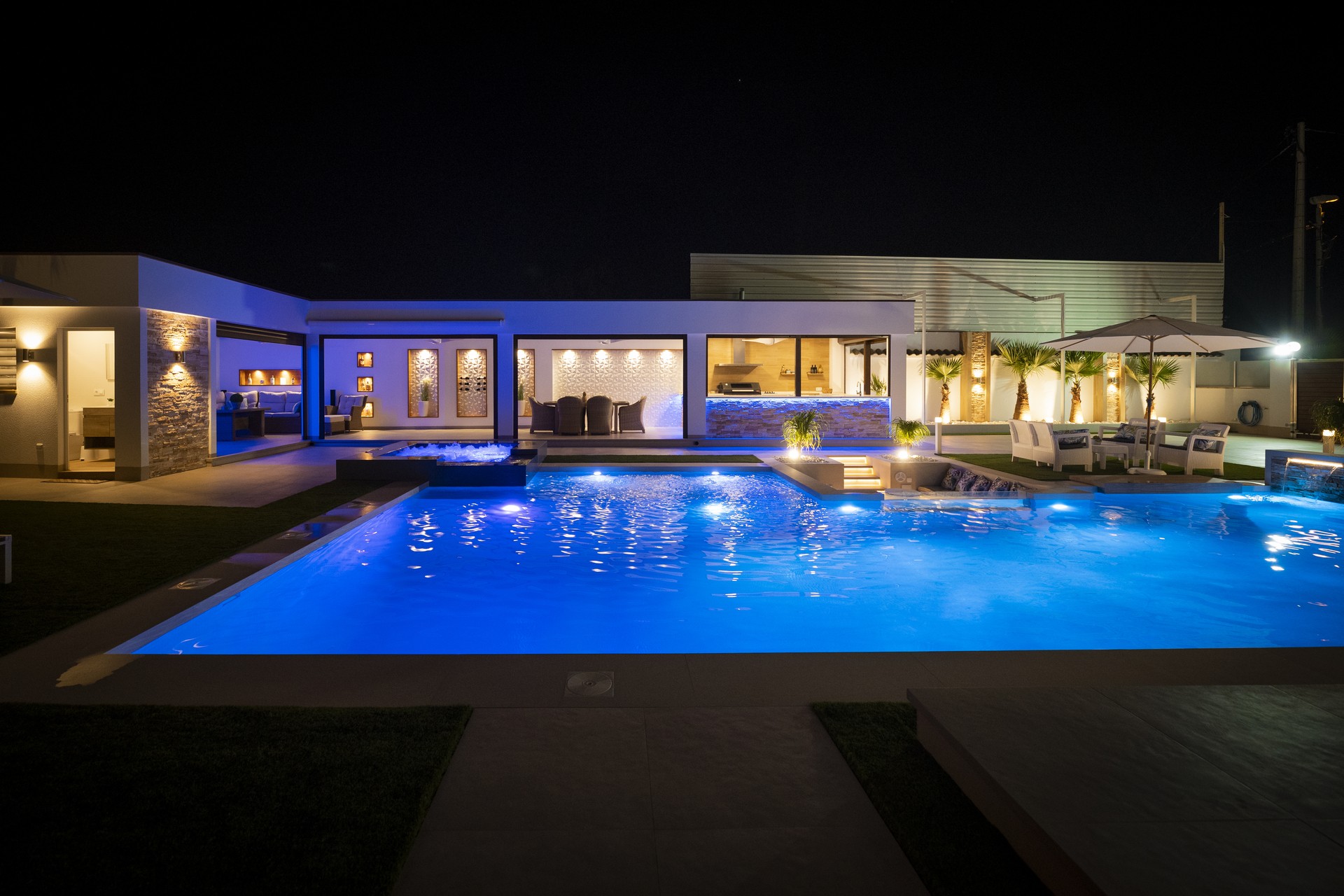 Nouvelle construction - Villa / Jumelée - Jerónimo y Avileses