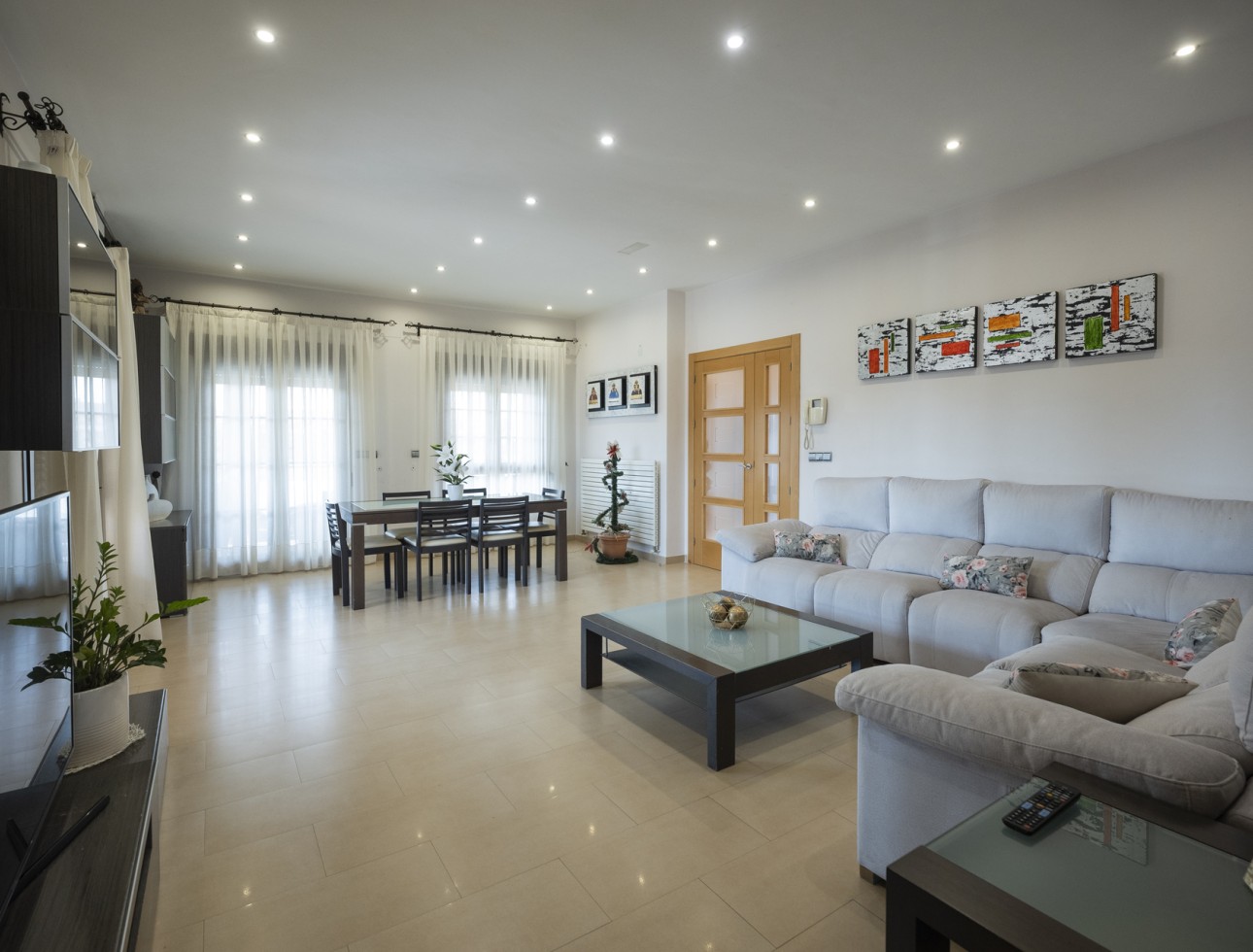 Nouvelle construction - Villa / Jumelée - Jerónimo y Avileses