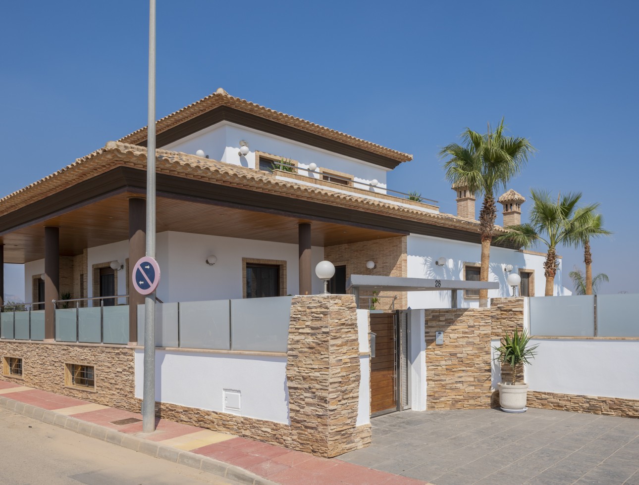 Nouvelle construction - Villa / Jumelée - Jerónimo y Avileses