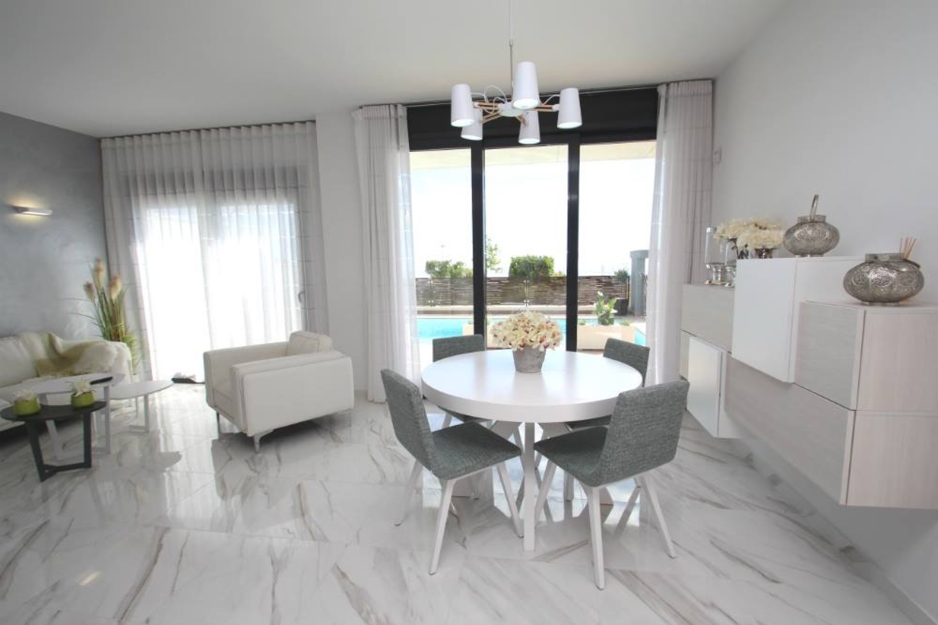Nouvelle construction - Villa / Jumelée - San Miguel de Salinas