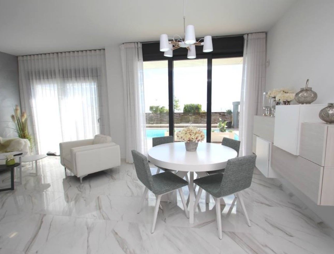 Nouvelle construction - Villa / Jumelée - San Miguel de Salinas