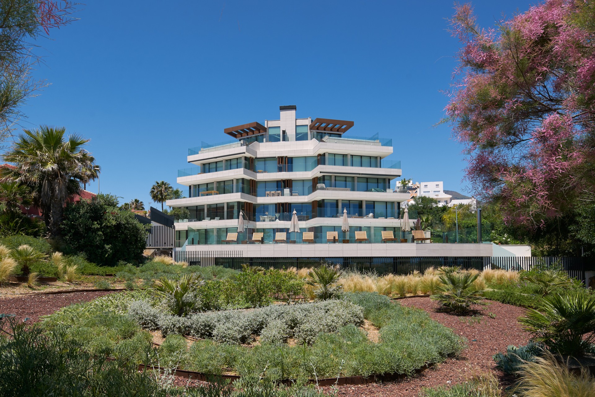 Obra nueva - Apartamento / piso - Estepona