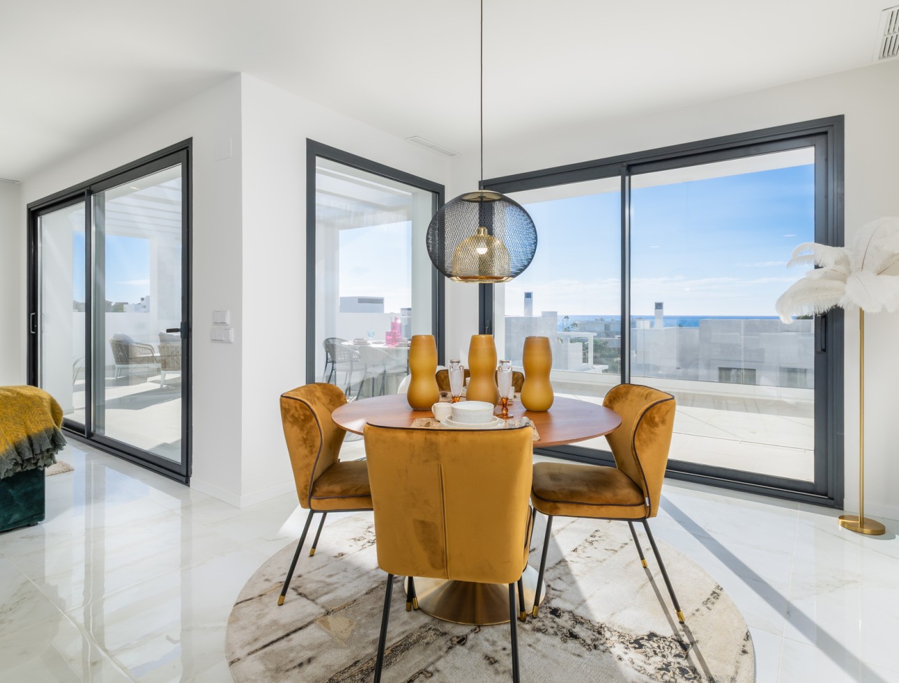 Obra nueva - Apartamento / piso - Estepona