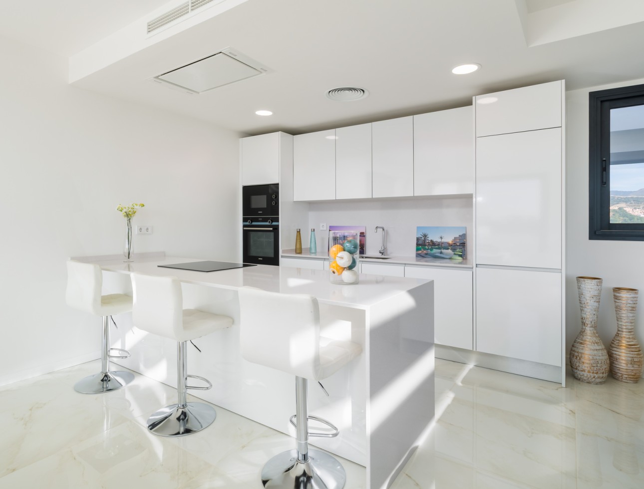 Obra nueva - Apartamento / piso - Estepona