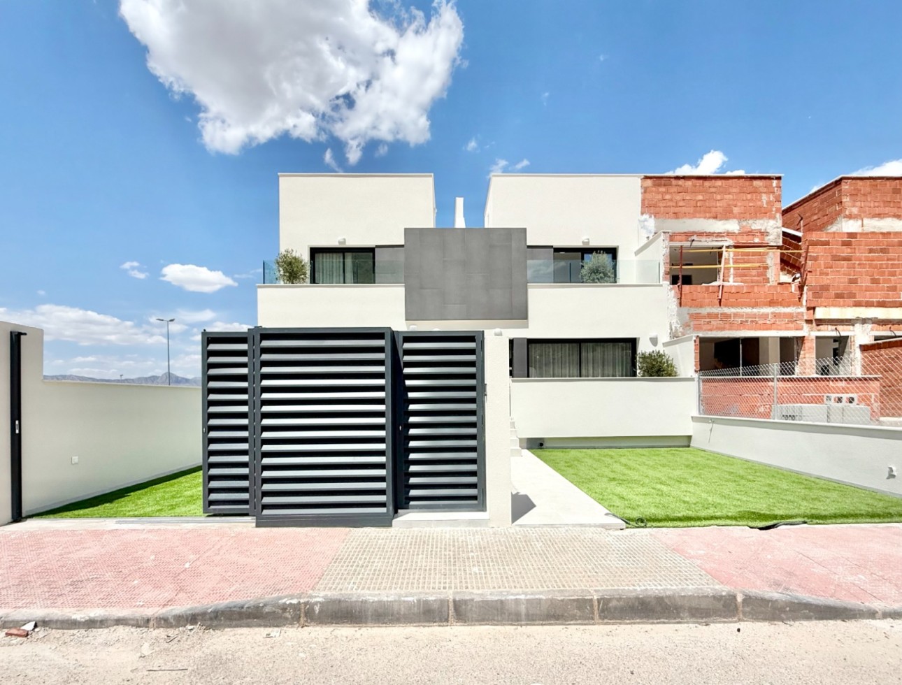 Obra nueva - Bungalow bajo - Cox