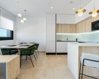 Obra nueva - Bungalow elevado - Torrevieja
