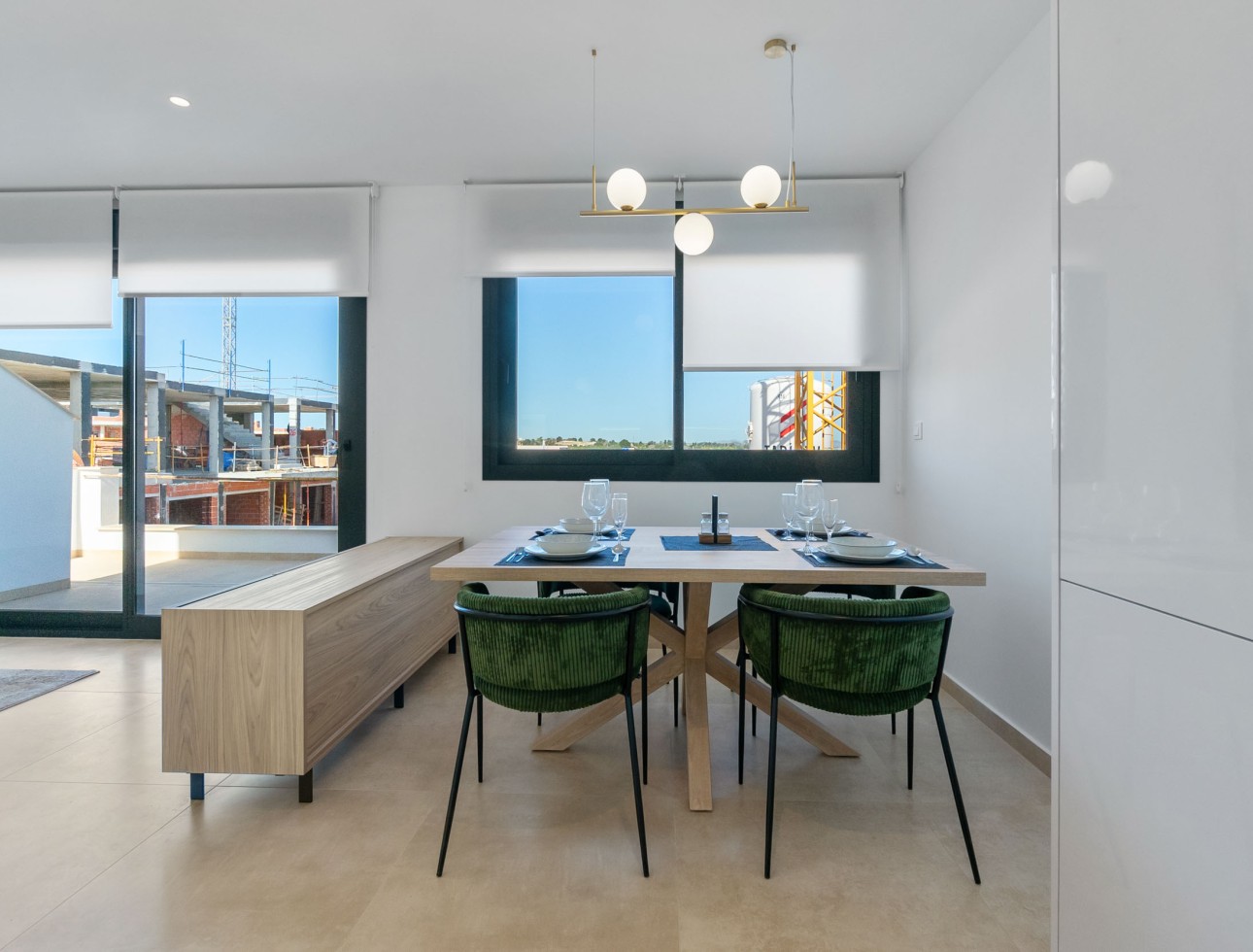 Obra nueva - Bungalow elevado - Torrevieja