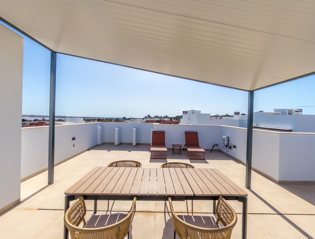Obra nueva - Bungalow elevado - Torrevieja