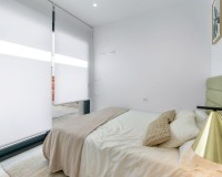 Obra nueva - Bungalow elevado - Torrevieja