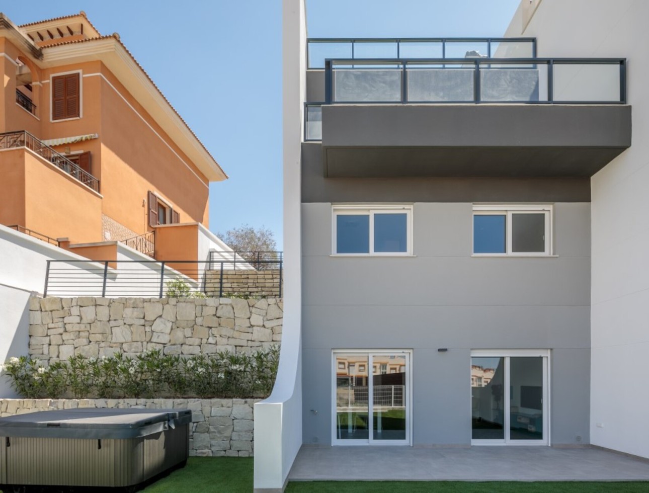 Obra nueva - Casa pareada - Finestrat