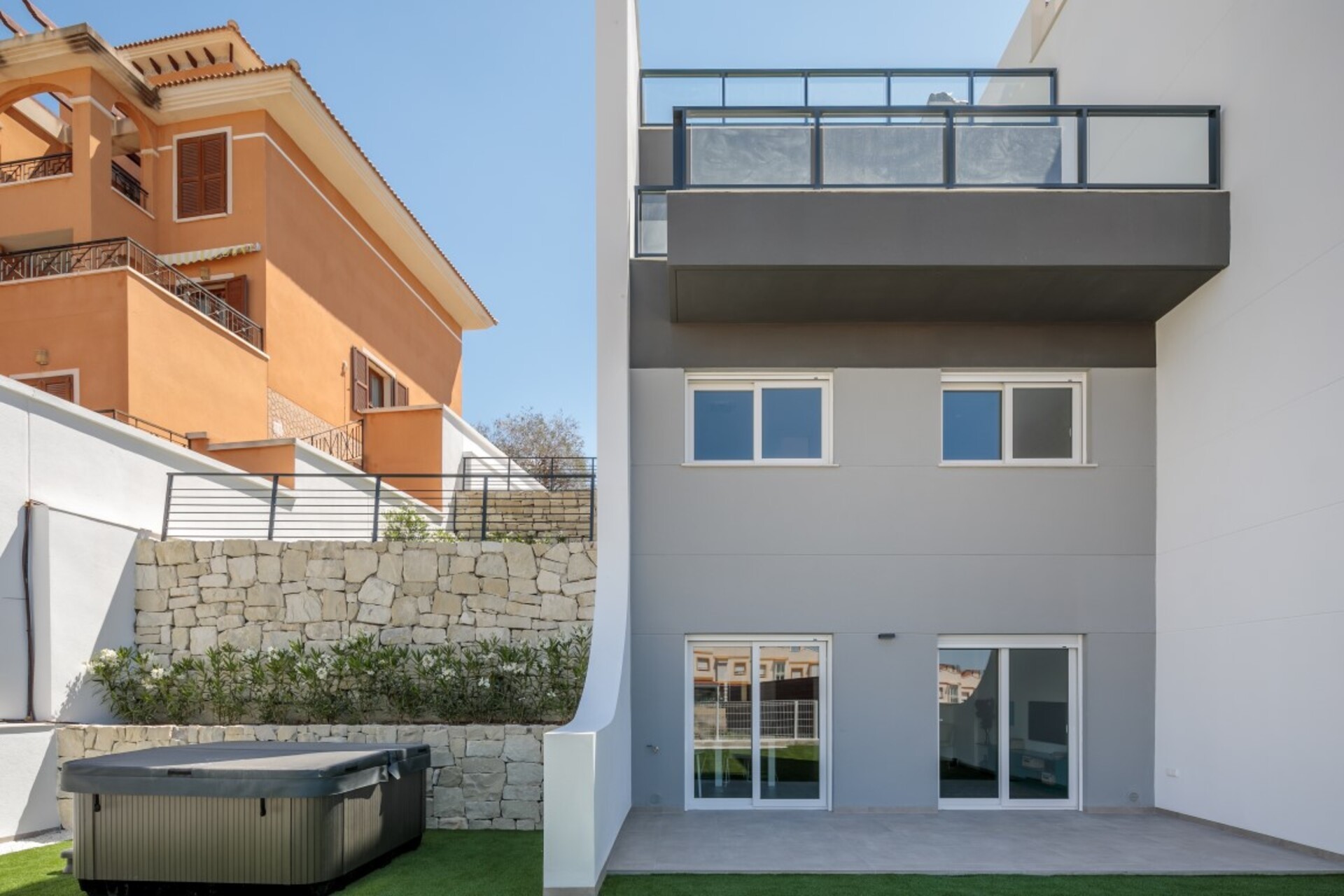 Obra nueva - Casa pareada - Finestrat