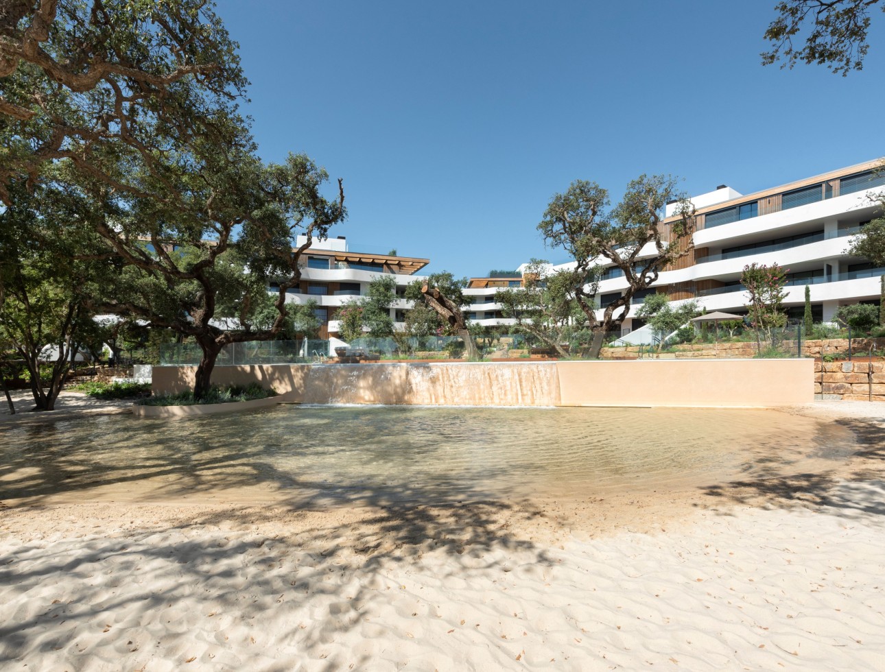 Obra nueva - Planta baja - Pueblo Nuevo