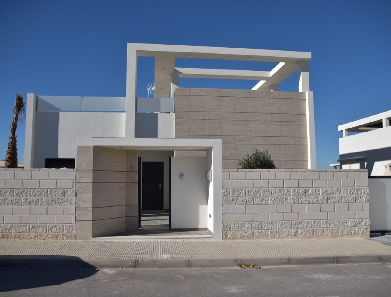 Obra nueva - Unifamiliar - Benijófar