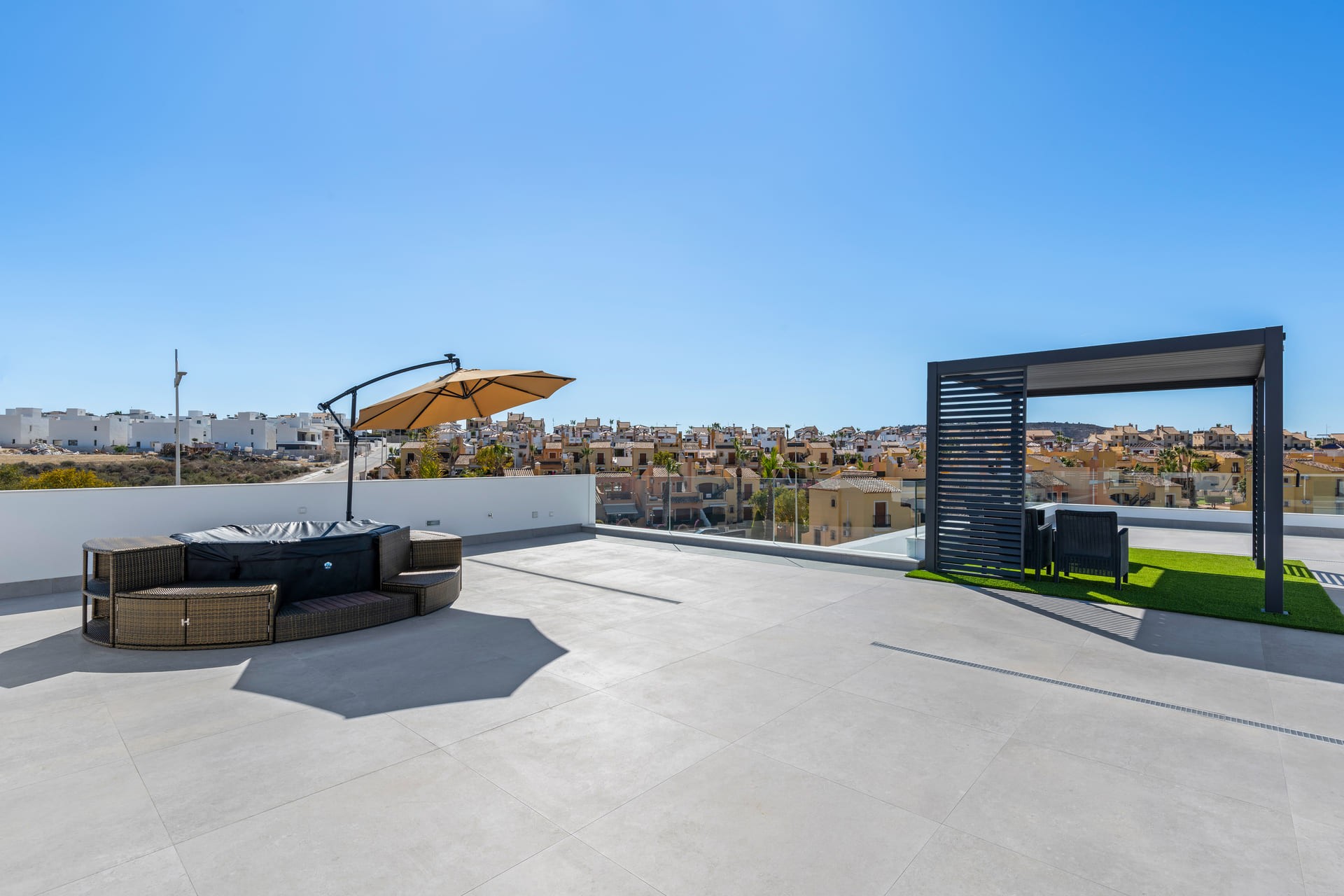 Obra nueva - Unifamiliar - La Finca Golf