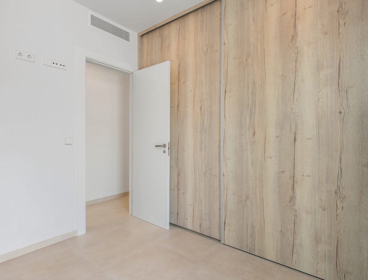 Obra nueva - Unifamiliar - Los Alcázares