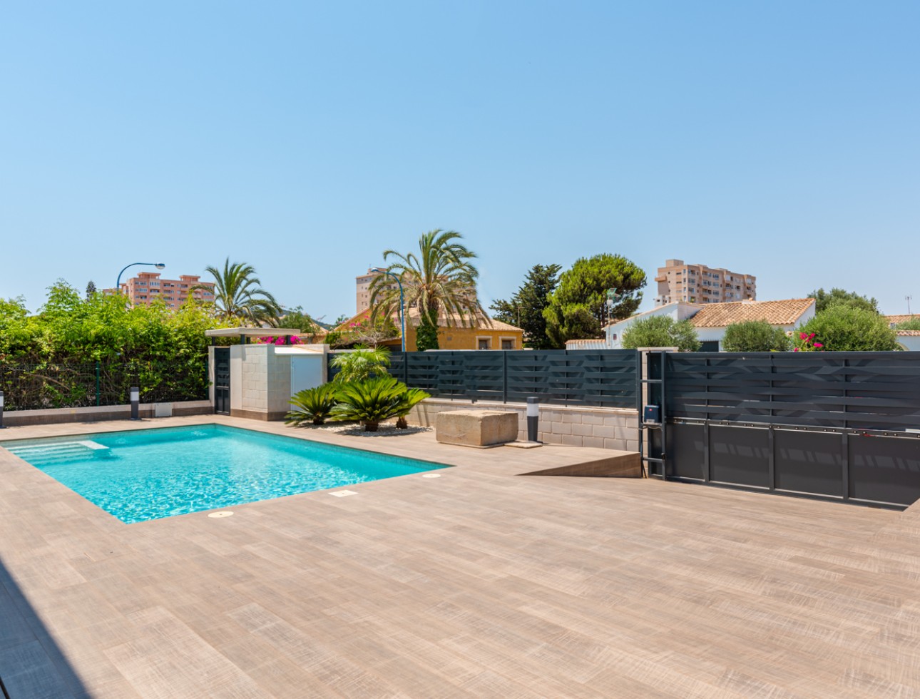 Obra nueva - Unifamiliar - Playa Paraiso