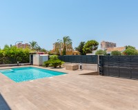 Obra nueva - Unifamiliar - Playa Paraiso