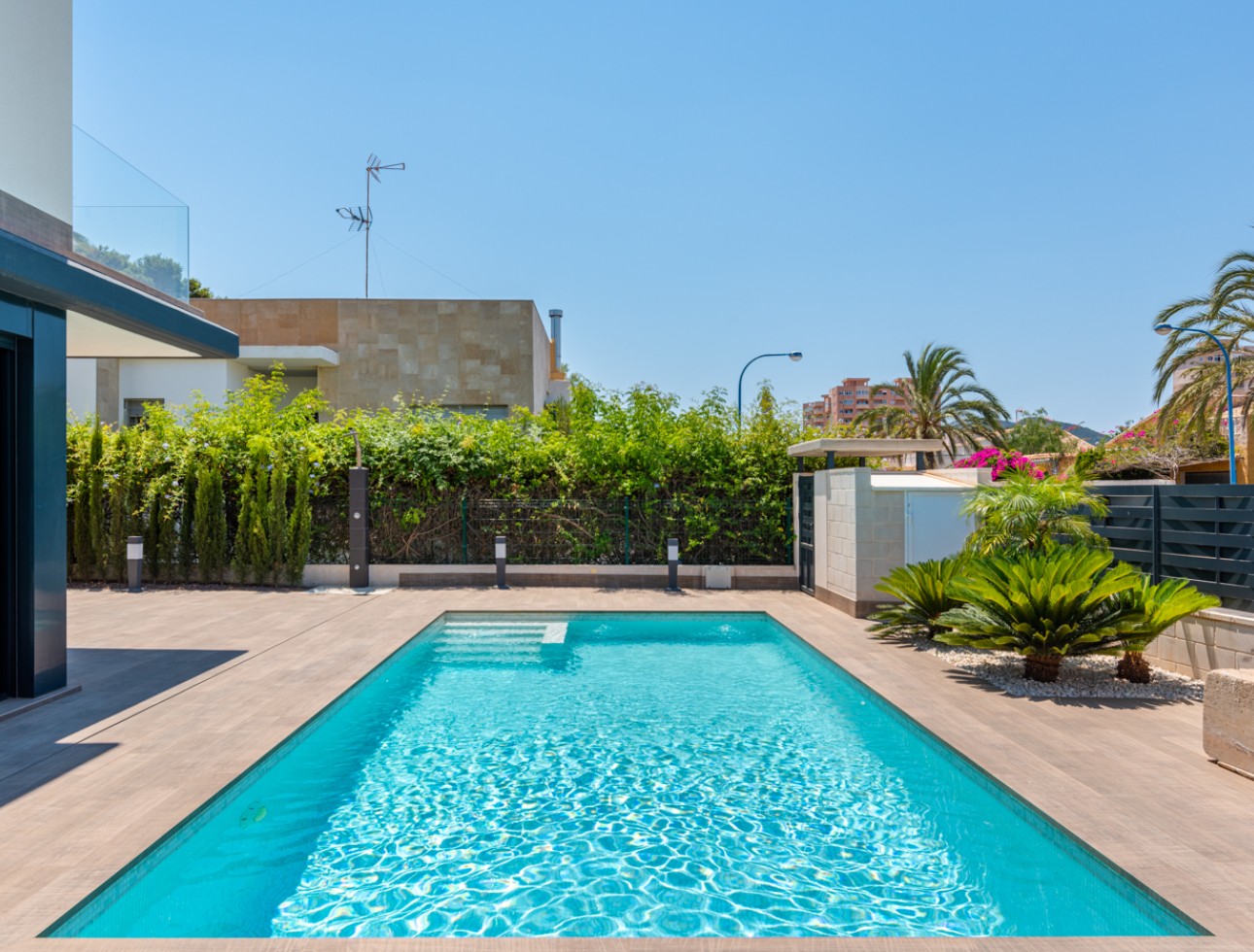 Obra nueva - Unifamiliar - Playa Paraiso