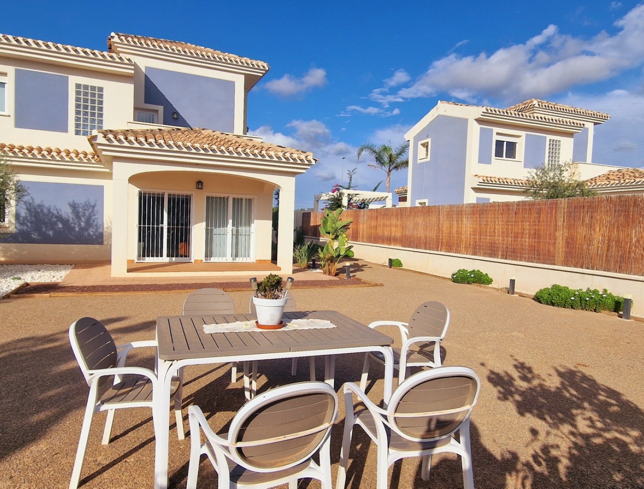 Obra nueva - Unifamiliar - Purias