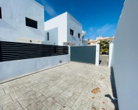 Obra nueva - Unifamiliar - Torrevieja