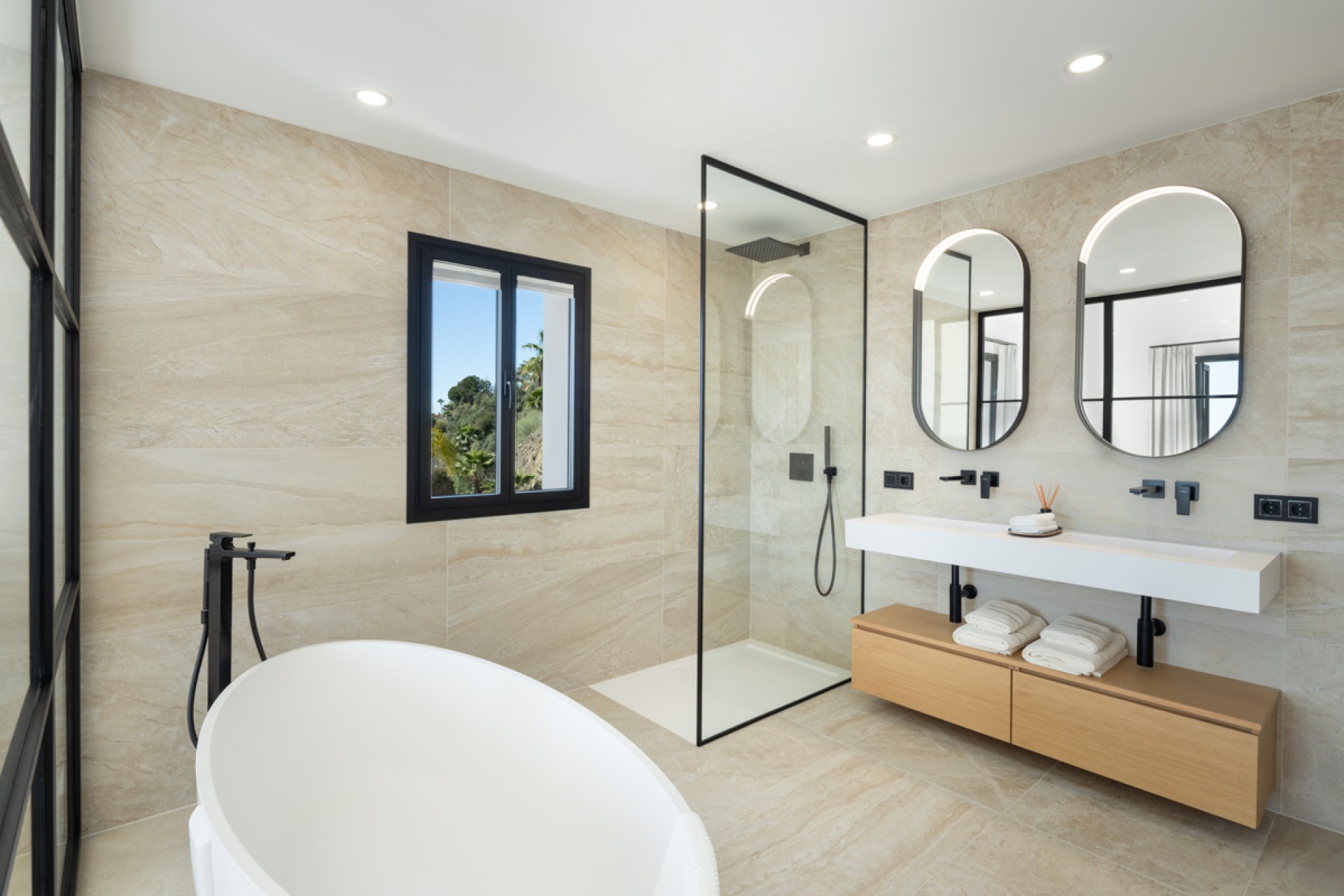 Obra nueva - Villa / Chalet - Benahavís