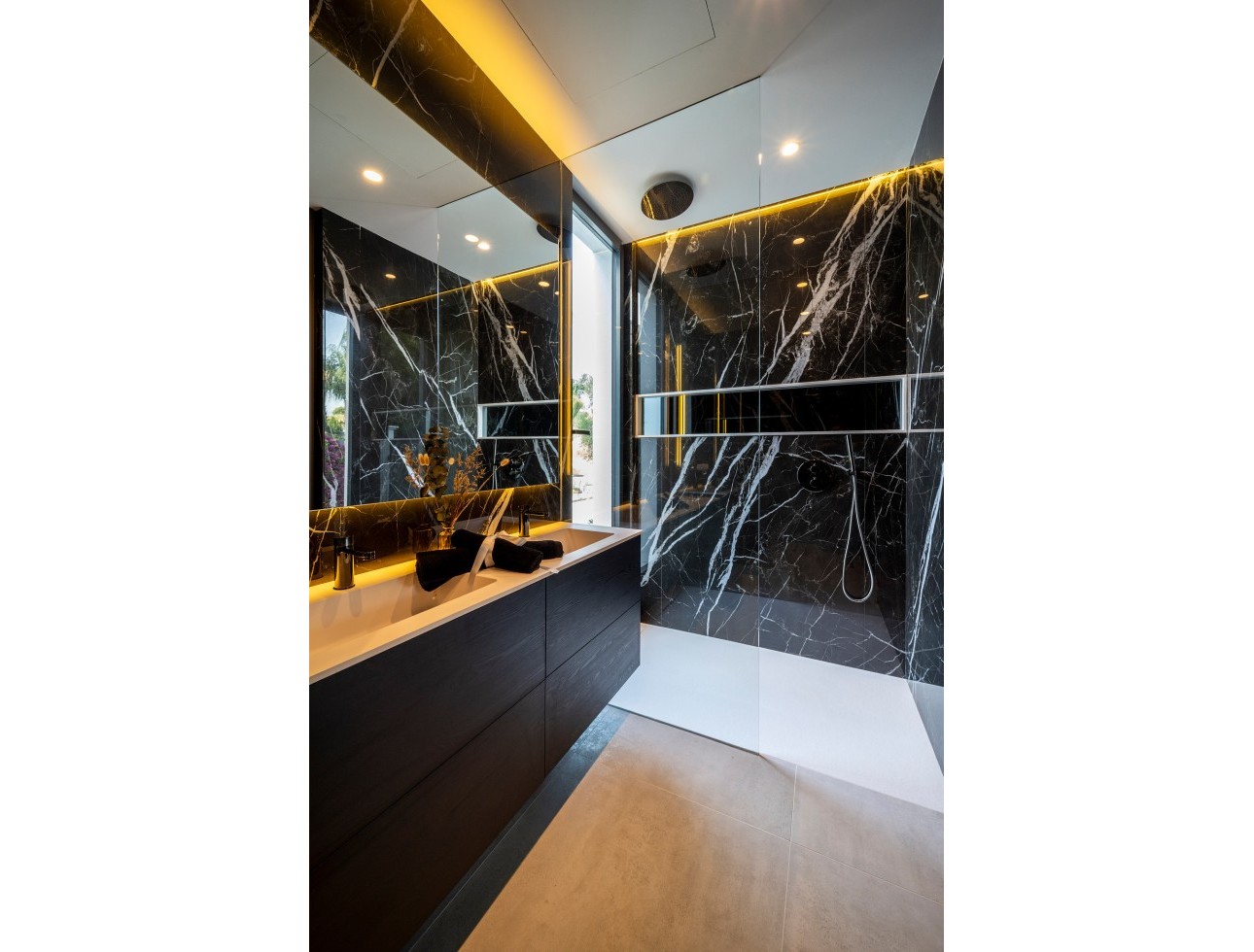 Obra nueva - Villa / Chalet - Benahavís