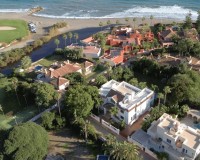 Obra nueva - Villa / Chalet - Estepona