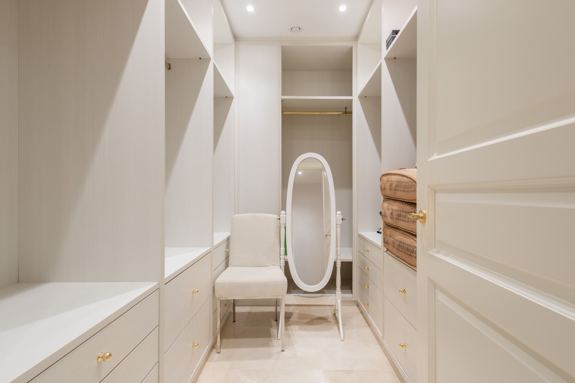 Obra nueva - Villa / Chalet - Estepona