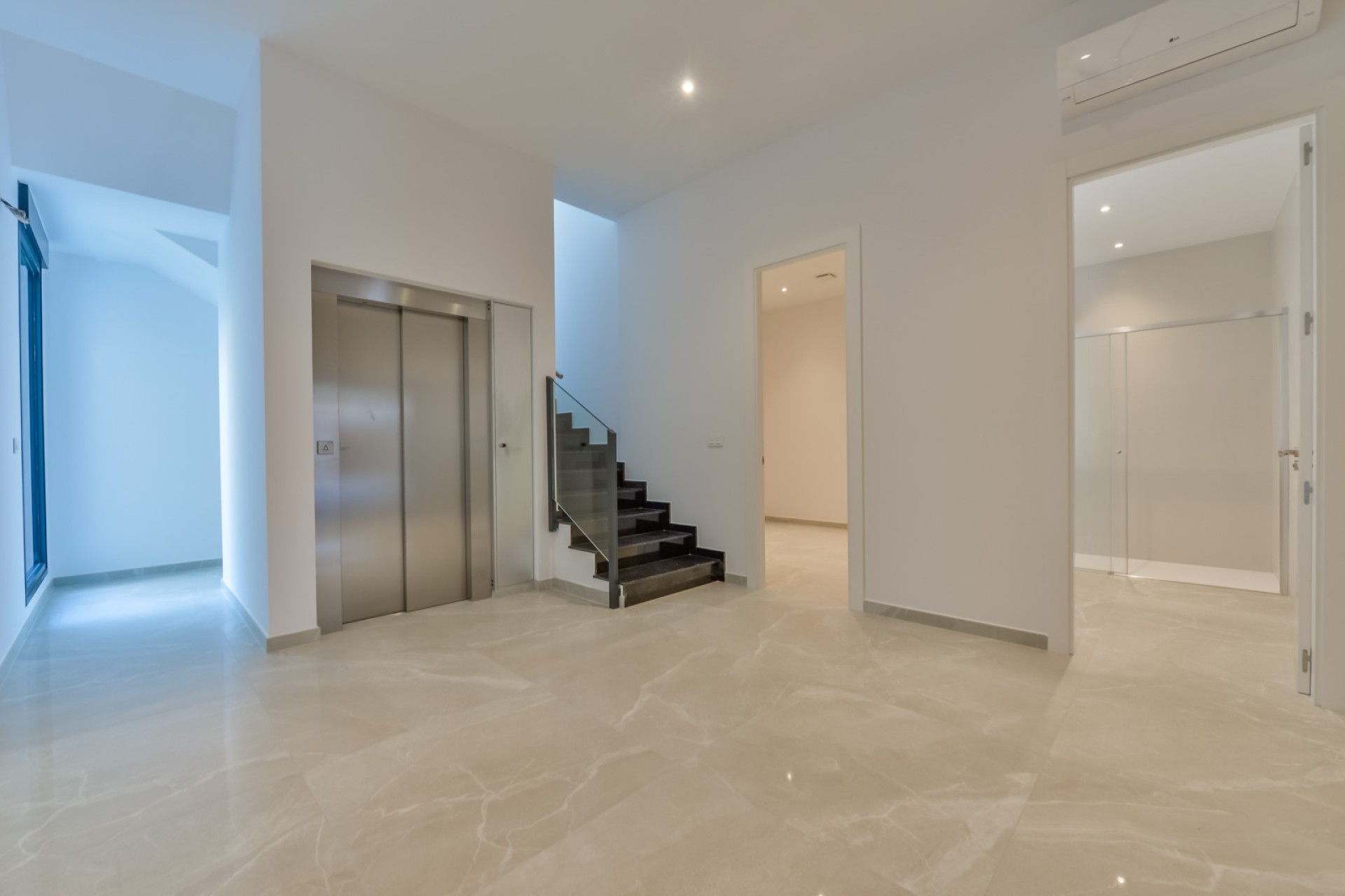 Obra nueva - Villa / Chalet - Finestrat