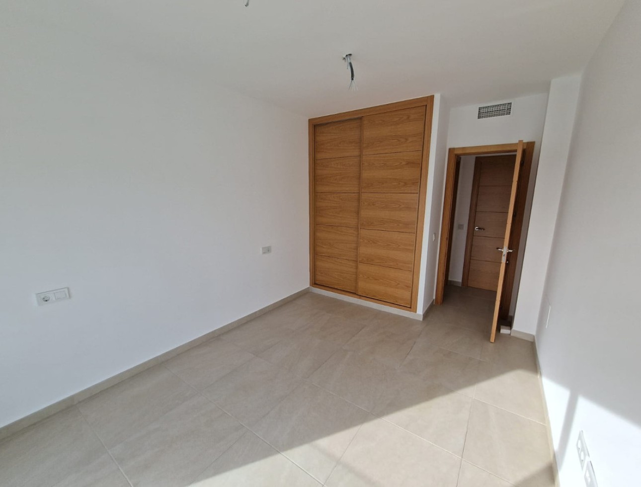 Obra nueva - Villa / Chalet - Manilva