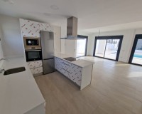 Obra nueva - Villa / Chalet - Manilva