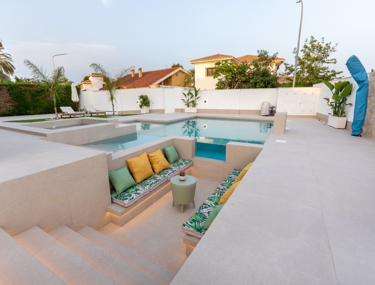 Obra nueva - Villa / Chalet - Orihuela Costa