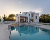 Obra nueva - Villa / Chalet - Orihuela Costa