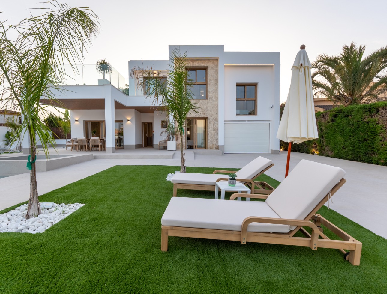 Obra nueva - Villa / Chalet - Orihuela Costa